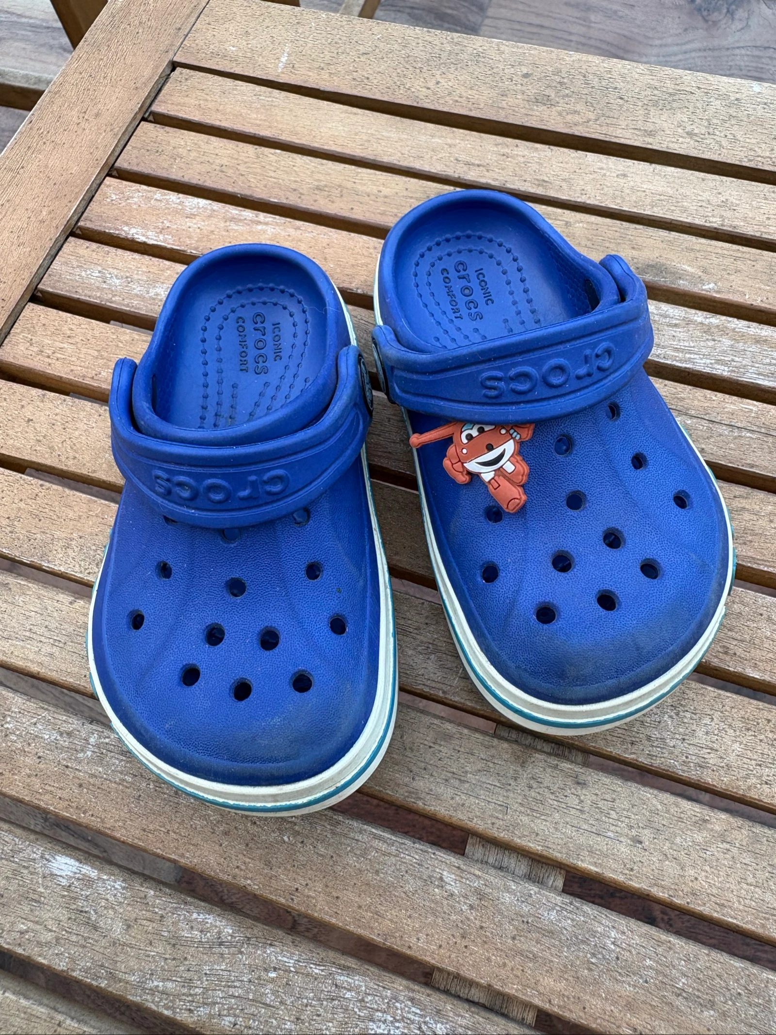 Blue Crocs Clogs with Super Wings Pin (Jett) - Size C7 / 23-24 – photo 5
